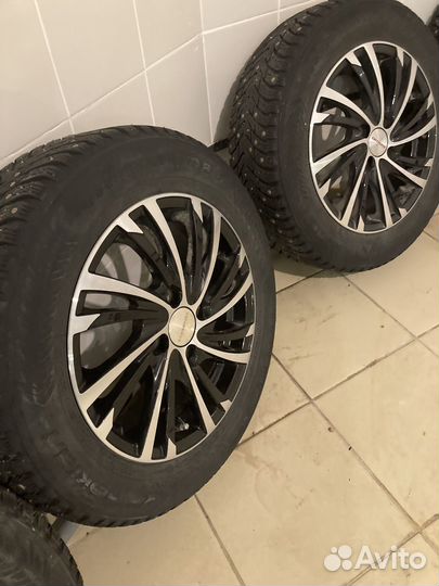 Nokian Tyres Hakkapeliitta 8 185/65 R15 92T