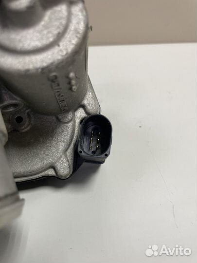 Дроссельная заслонка Фольксваген Пассат Б6