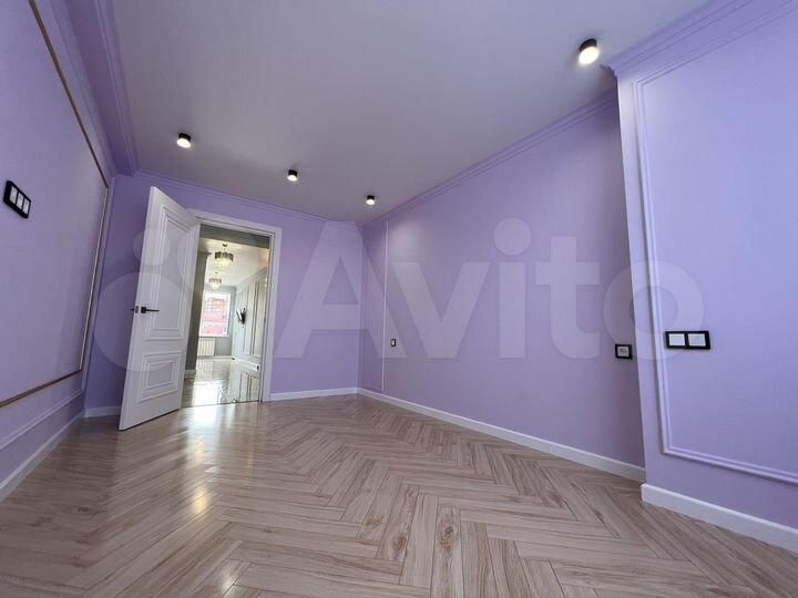 4-к. квартира, 100 м², 4/5 эт.