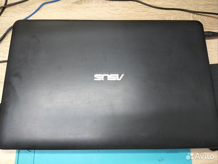 Ноутбук asus