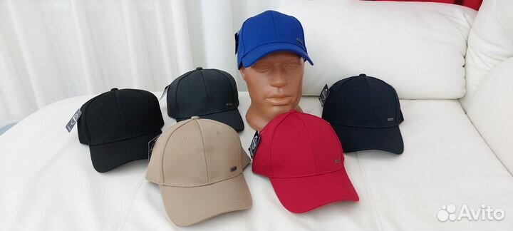 Бейсболка без лейбла на резинке