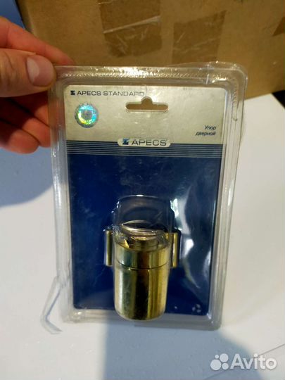 Стопор магнитный на дверь