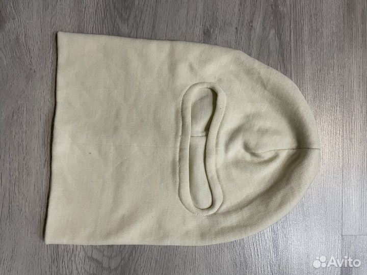 Балаклава белая