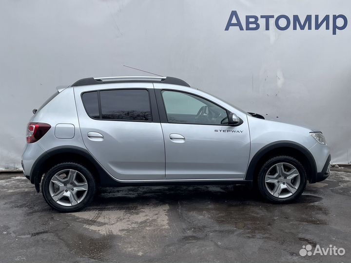 Renault Sandero Stepway 1.6 AT, 2021, 71 664 км