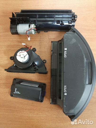 Робот пылесос Tefal series 20 на запчасти (разбор)