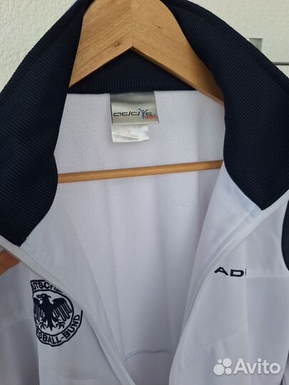 Спортивный костюм женский