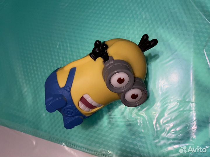 Игрушка миньон Макдональдс