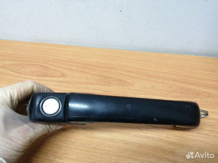 Ручка двери с личинкой передняя левая Volkswagen