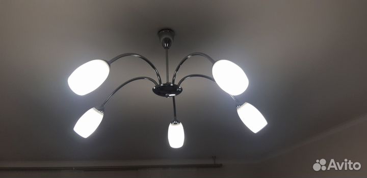 Люстра потолочная бу