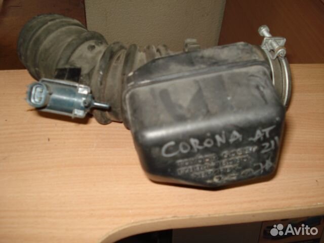Патрубок воздушного фильтра Toyota Corona AT211