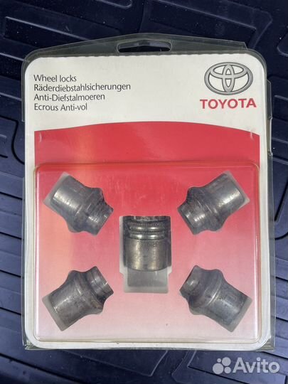 Секретки на колеса toyota