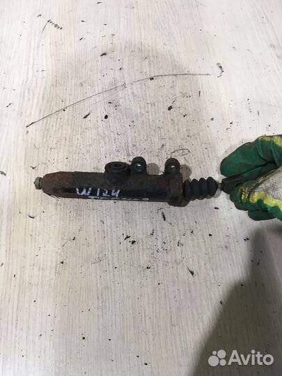 Цилиндр сцепления главный Мерседес W124