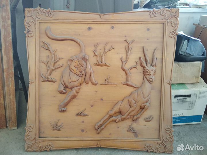 Резные картины из дерева