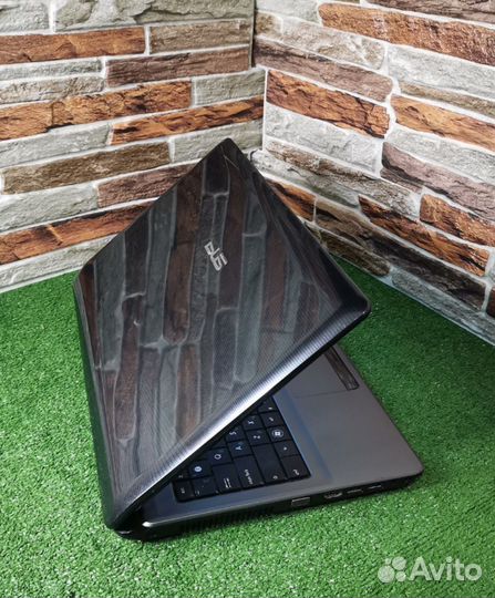 Ноутбук asus i7 4 ядра/Видеокарта 1гб/акб 100