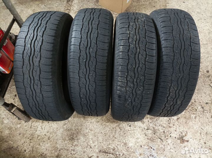 Bridgestone Dueler H/T 225/65 R17