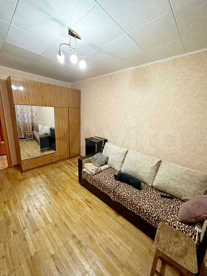 2-к. квартира, 56 м², 3/9 эт.