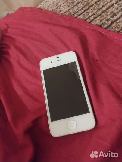 Телефон iPhone 4s