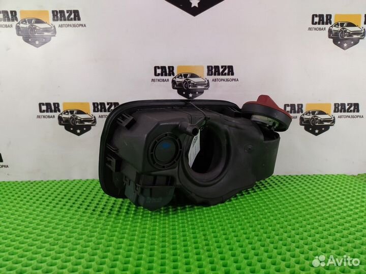 Лючок бензобака Mercedes-Benz C-class