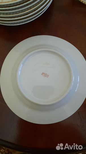 Набор тарелок