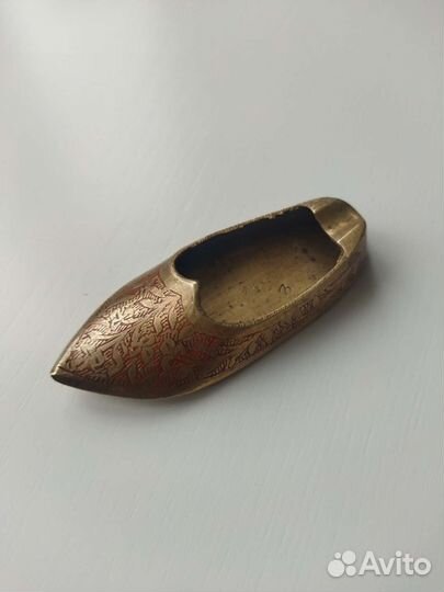 Пепельница башмачок латунь Индия