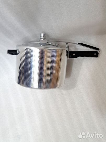 Новая скороварка СССР на 6 литров