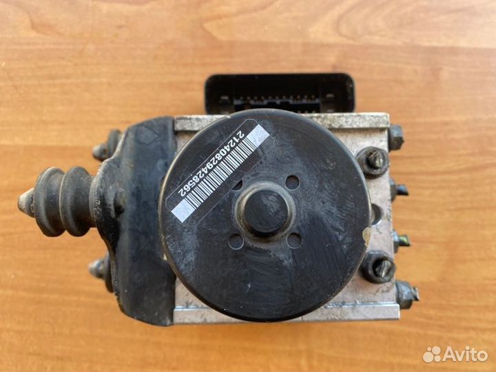 Блок управления abs Skoda Octavia liftback A5 BLF