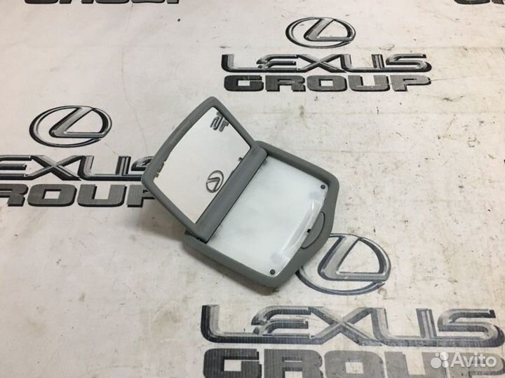 Плафон зад. Lexus LS430