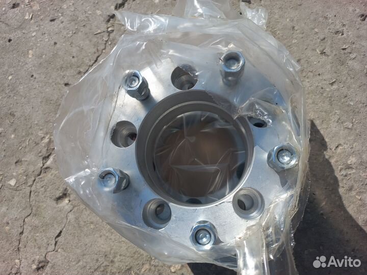 Проставки переходные с 5х139,7 на 5х150 35мм