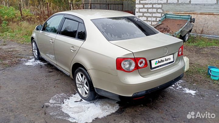 Volkswagen Jetta 1.6 МТ, 2008, 215 000 км