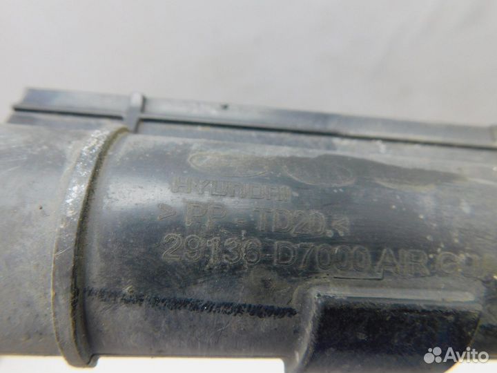 Воздуховод радиатора Kia Sportage (02446)