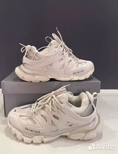 Balenciaga Track