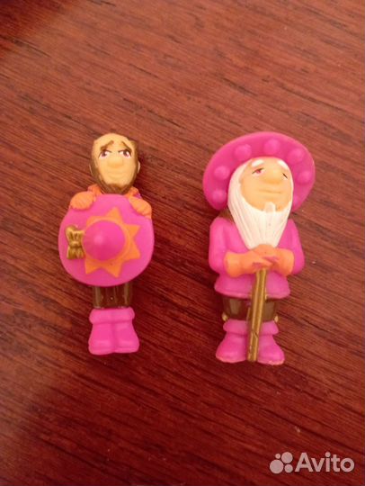 Фигурки киндер Волшебник Изумрудного города