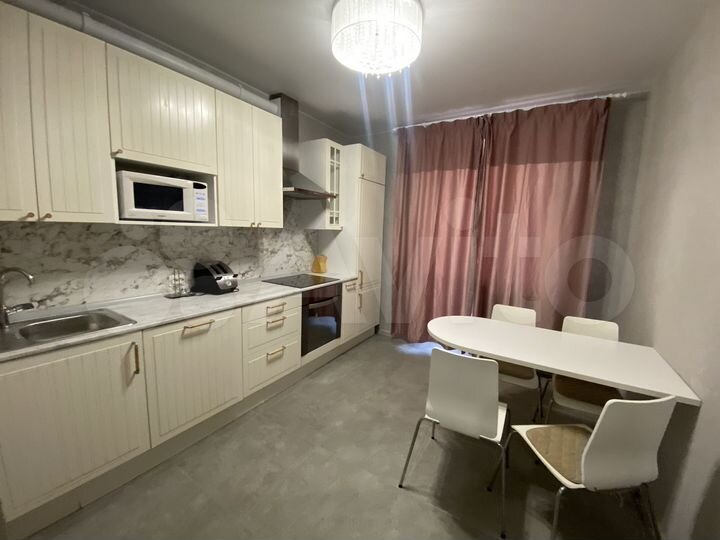 1-к. квартира, 40 м², 4/17 эт.