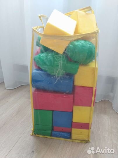 Кубик игральные(пластиковые,резиновые,тематические