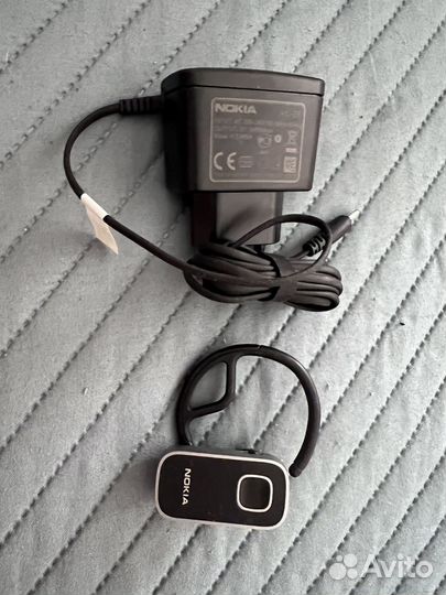 Bluetooth гарнитура nokia