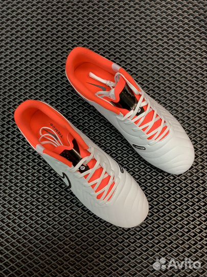 Бутсы Nike Tiempo Legend 10 Academy FG