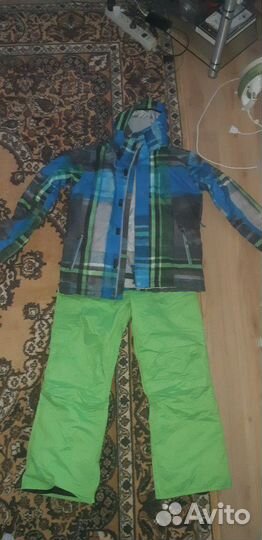 Горнолыжный костюм