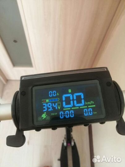 Самокат взрослый электрический бу