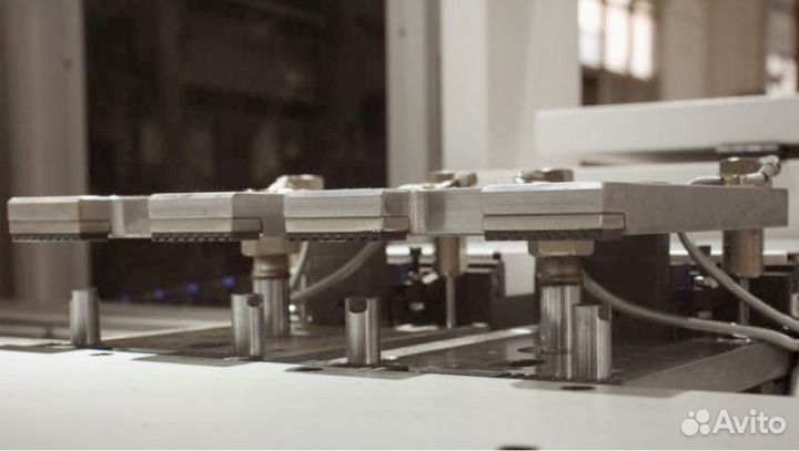 Автоматический сверлильно-присадочный станок с чпу