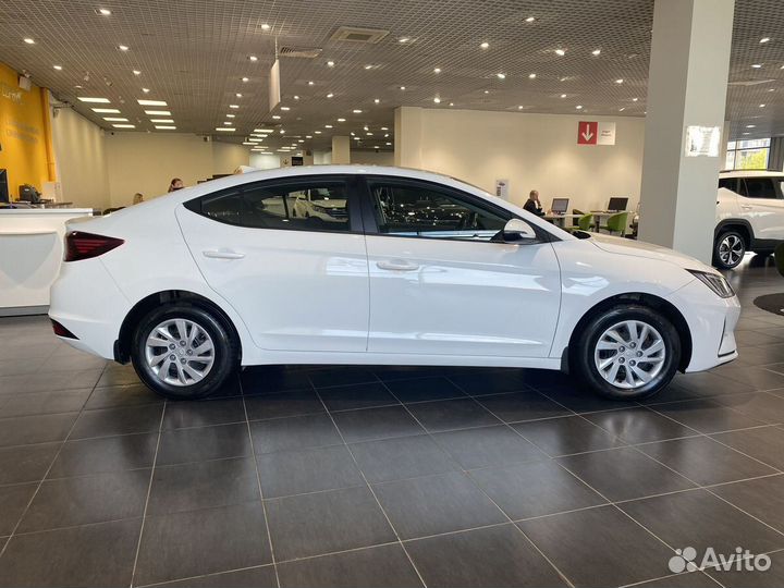 Hyundai Elantra 1.6 AT, 2020, 45 064 км