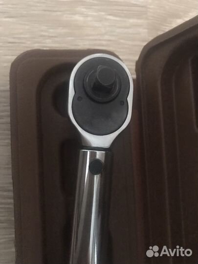 Динамометрический ключ Ombra 10-110 h.m