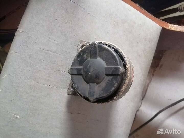 Опора правая форд фокус1 split port