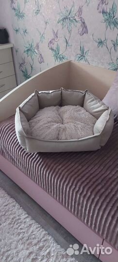 Лежанка для кошек и собак новая