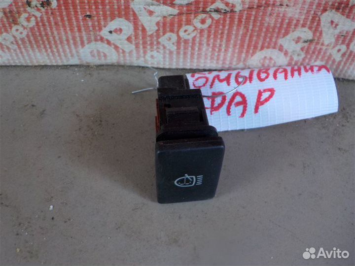 Кнопка омывателя фар Toyota Corolla ADE150 1zrfe