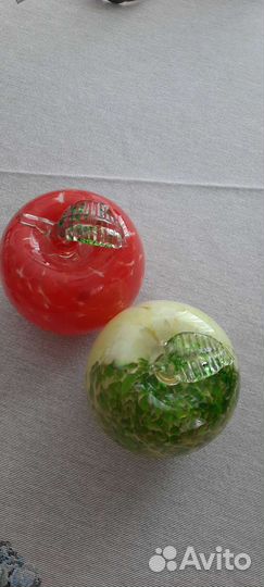 Декоративное яблоко, стекло