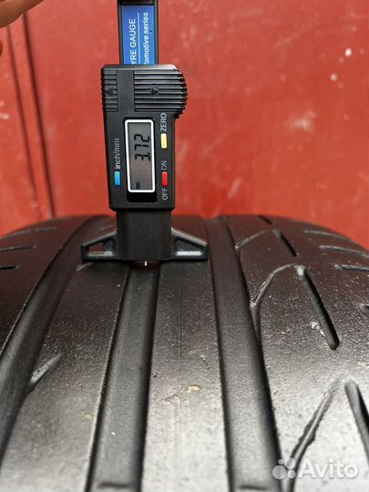 Bridgestone Potenza S001 245/40 R20 95Y