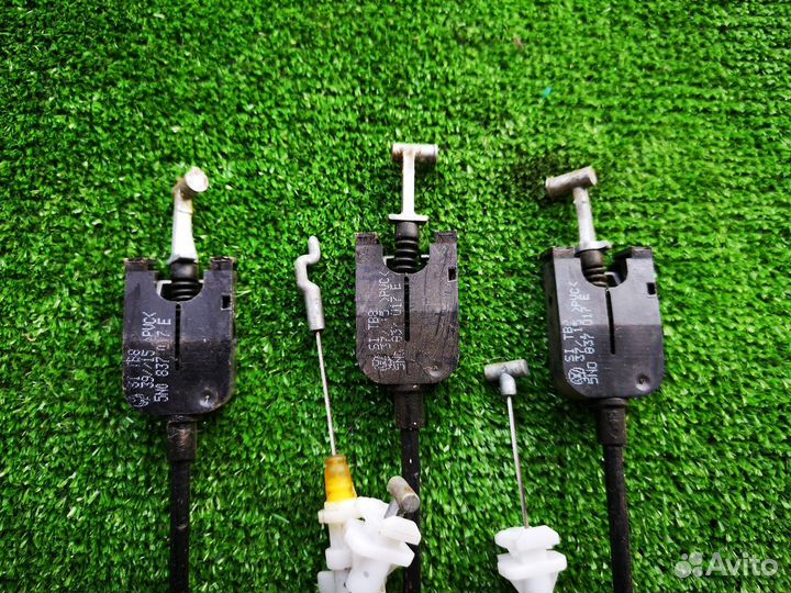 Тросик замка двери на Skoda Rapid 2013-н.в Фабия