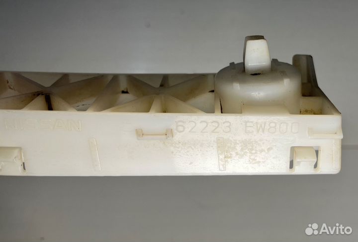 Крепление перед бампера левое Nissan Almera G15