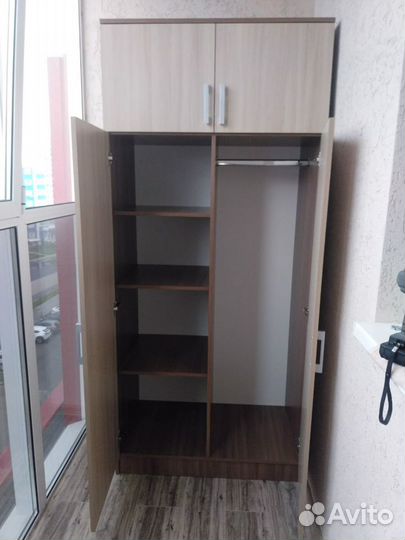 Шкаф