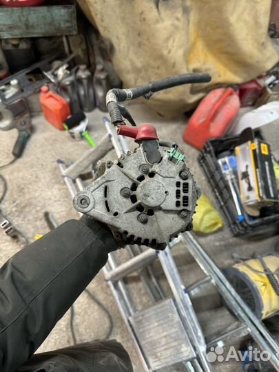 Генератор Subaru Forester SG5